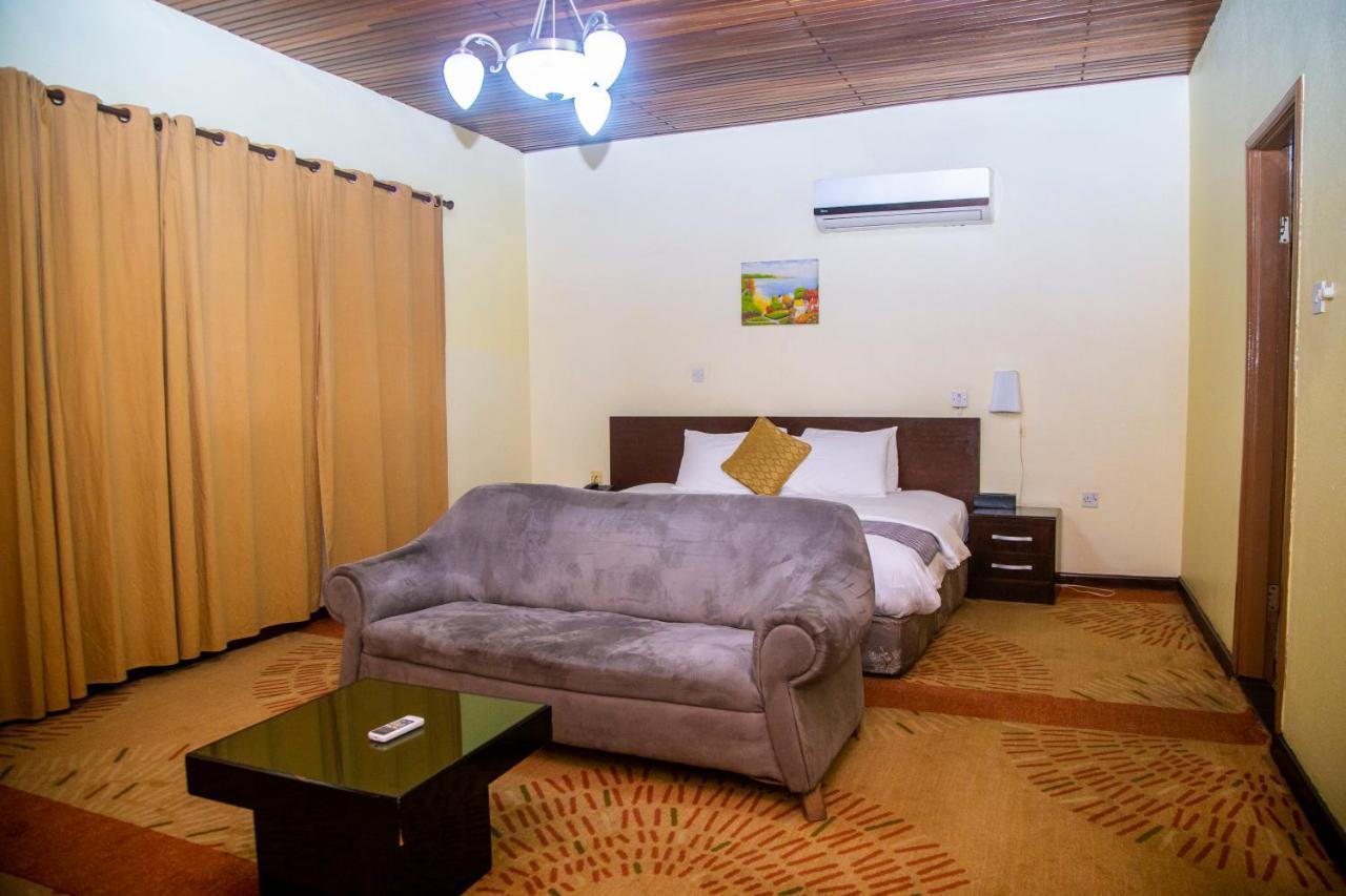 Airside Hotel Accra Bagian luar foto