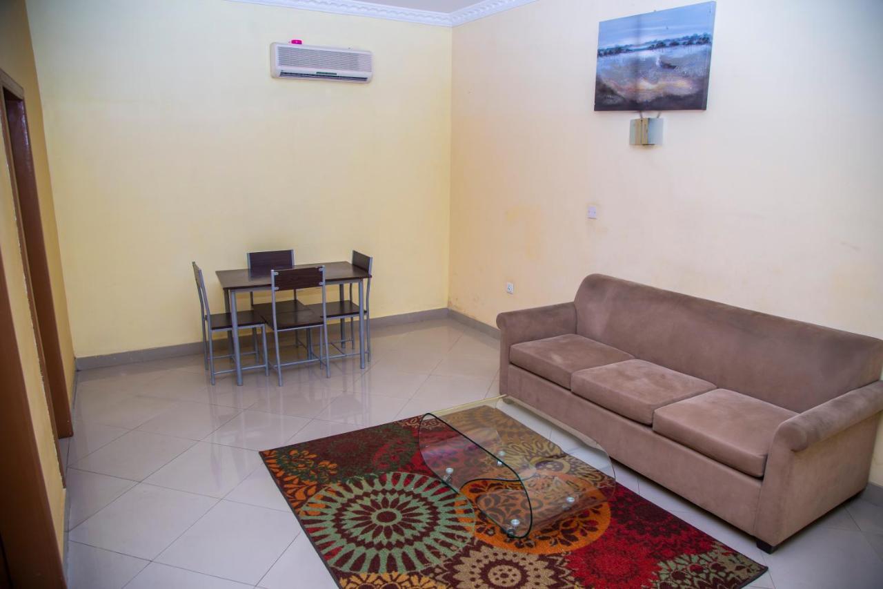 Airside Hotel Accra Bagian luar foto