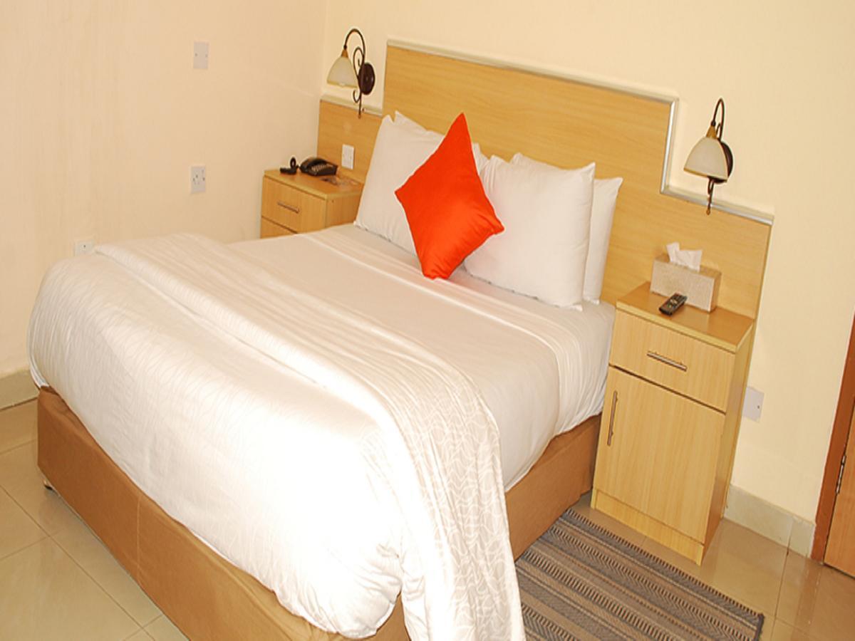 Airside Hotel Accra Bagian luar foto